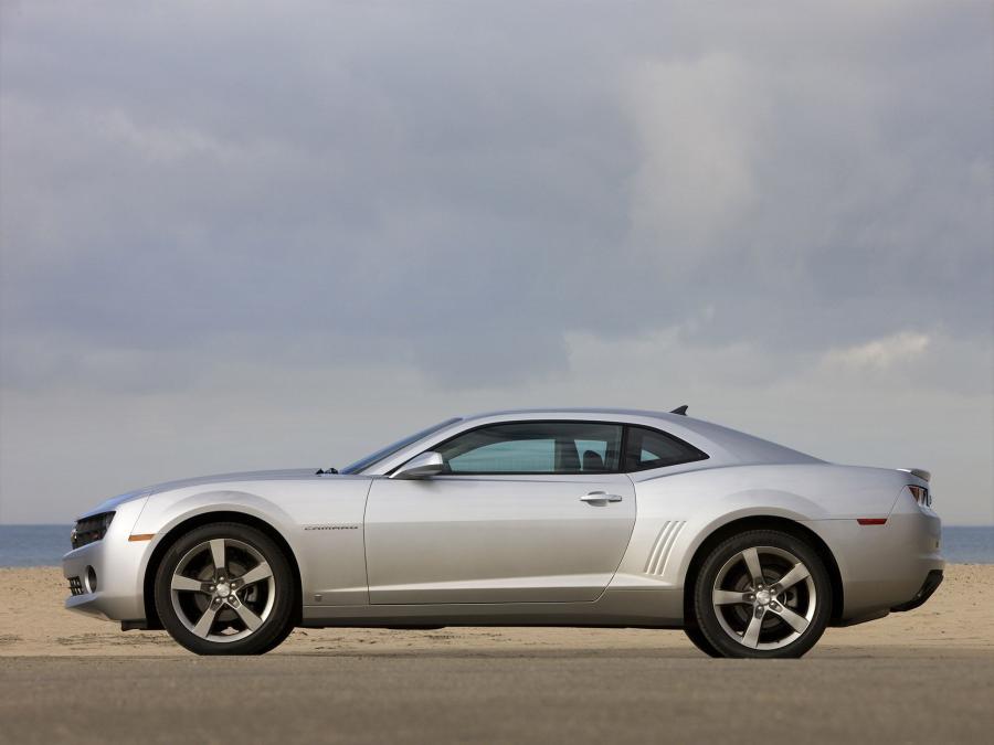  Chevrolet Camaro RS 2009 года  (фото 4 из 89)